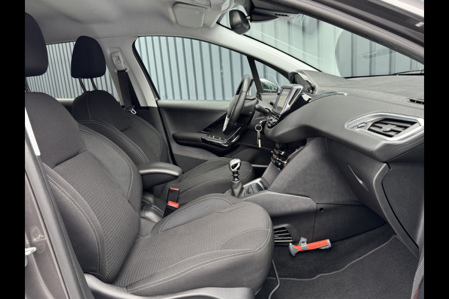 Peugeot 208 1.2 PureTech Tech Edition | Camera | Parkeersensoren V&A | Apple Carplay/ Android Auto | Prijs Rijklaar!!