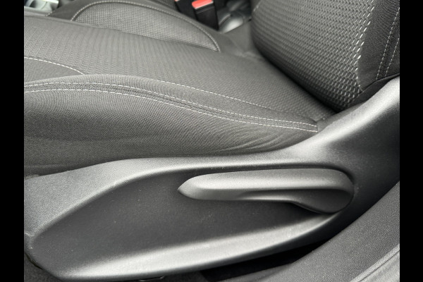 Peugeot 208 1.2 PureTech Tech Edition | Camera | Parkeersensoren V&A | Apple Carplay/ Android Auto | Prijs Rijklaar!!