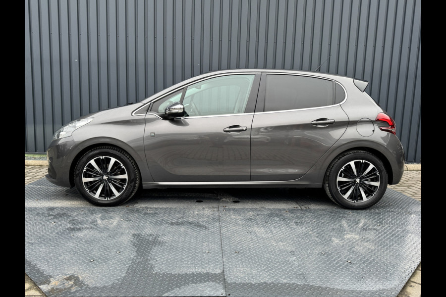 Peugeot 208 1.2 PureTech Tech Edition | Camera | Parkeersensoren V&A | Apple Carplay/ Android Auto | Prijs Rijklaar!!