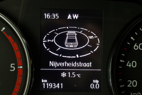 Volkswagen Crafter 35 2.0 TDI 140pk Bakwagen met laadklep en zijdeur 11-2021