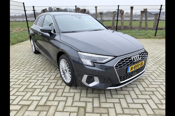 Audi A3 Sportback 30 TFSI Advanced edition | Sport Stoelen | Carplay | PDC | 1e Eigenaar