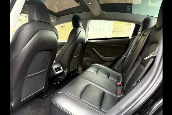 Tesla Model 3 RWD Plus Leer, Panoramadak, Camera