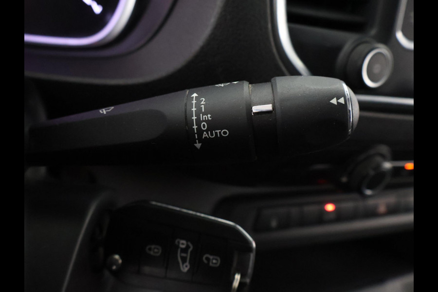 Toyota ProAce Worker 2.0 D-4D Navigator Long