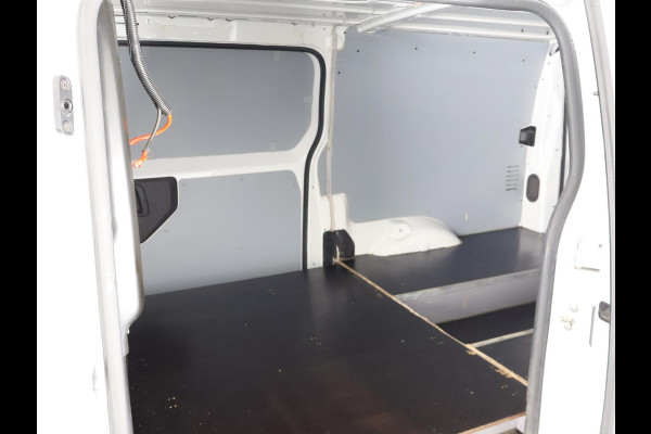 Toyota ProAce Worker 2.0 D-4D Navigator Long