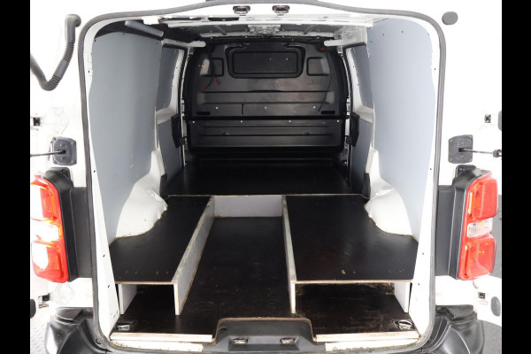 Toyota ProAce Worker 2.0 D-4D Navigator Long