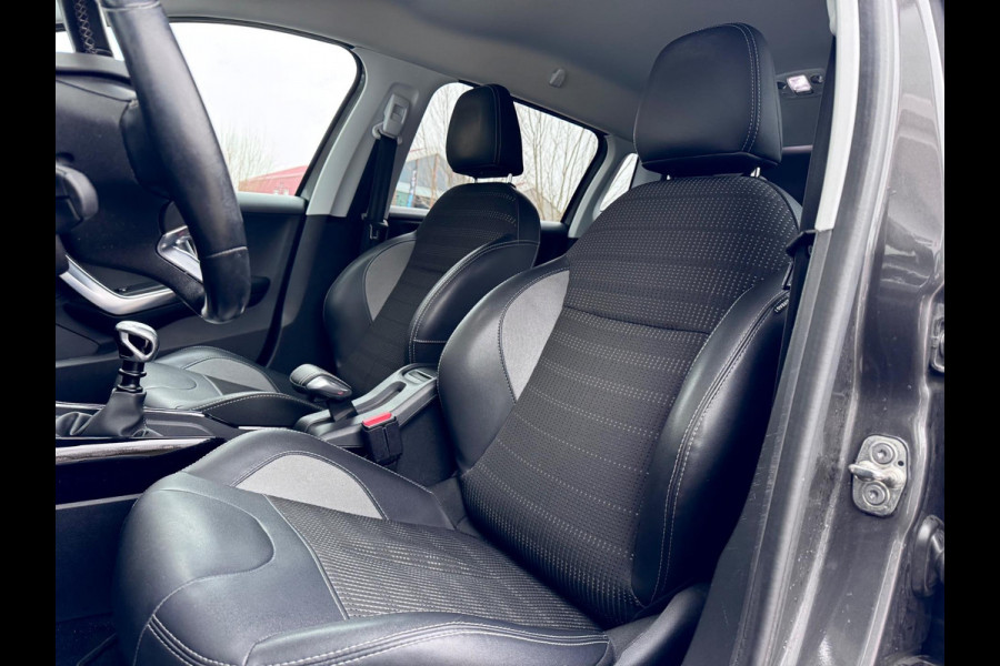 Peugeot 2008 1.2 PureTech GT-Line Camera/AppleCar