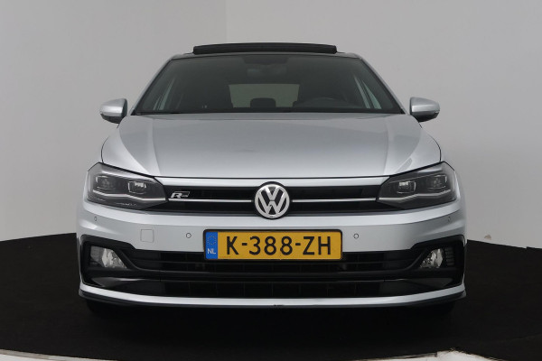 Volkswagen Polo 1.0 TSI Highline R-line (PANORAMADAK, CAMERA, VIRTUAL COCKPIT, NAVIGATIE, LED, CLIMA, PARKEERSENSOREN)