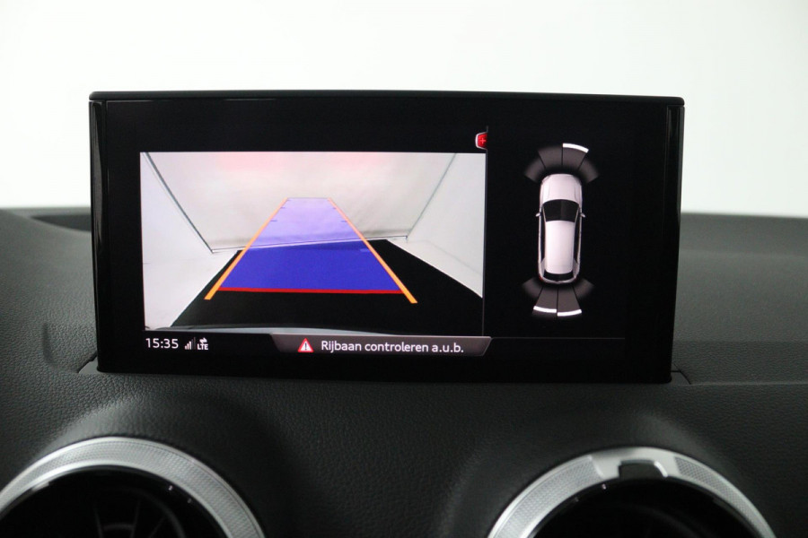 Audi Q2 30 TFSI Advanced edition (PANORAMADAK, CARPLAY, VIRTUAL COCKPIT, STOELVERWARMING, GROOT NAVI, CAMERA, 1e EIGENAAR)