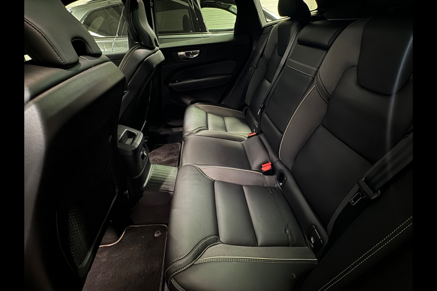 Volvo XC60 2.0 T8 Twin Engine AWD R Design Pano|Memory|Leer