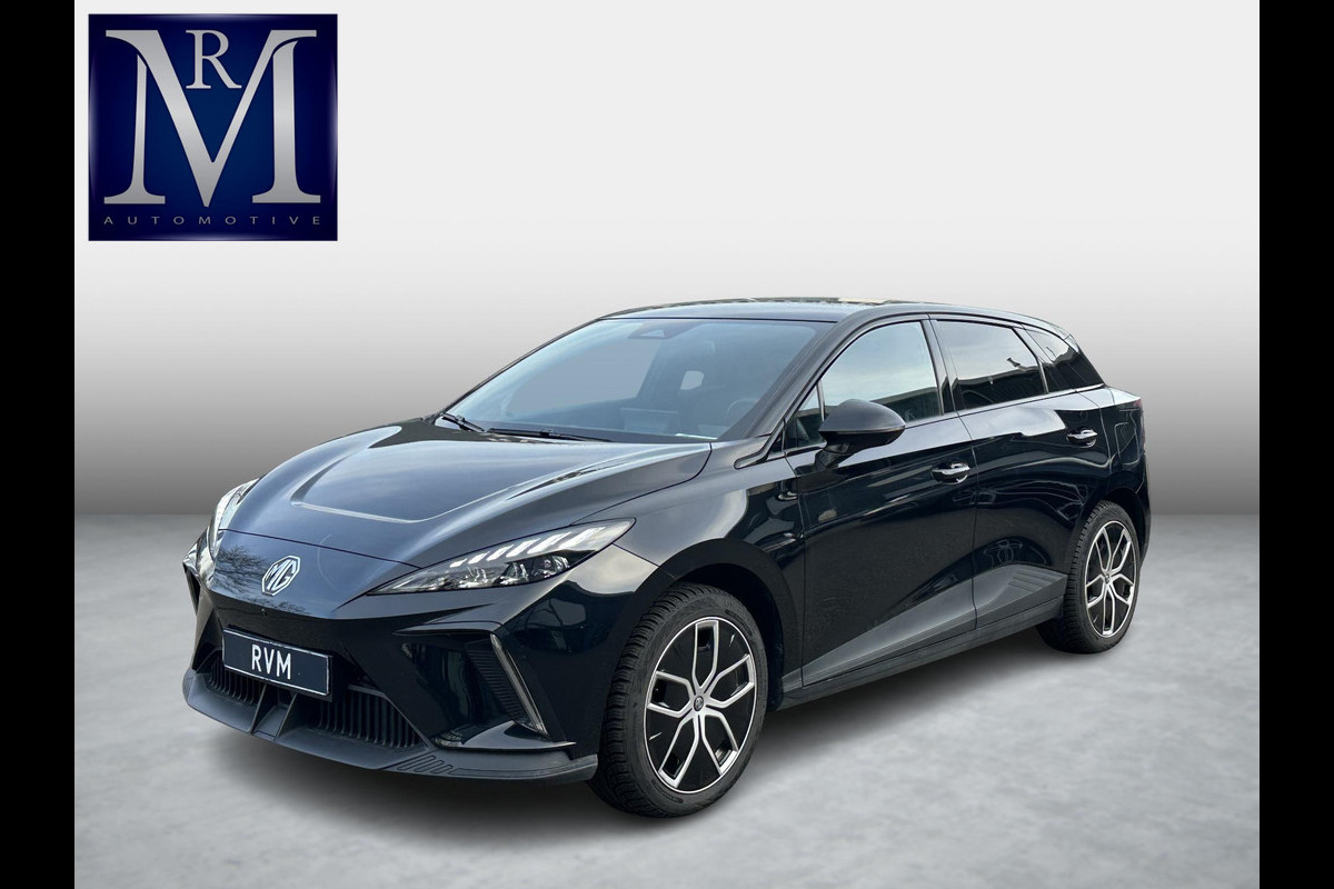 MG MG4 64 kWh Luxury LONG RANGE | SOH 97%|18.000KM! | DEALER ONDERHOUDEN| 7 JAAR GARANTIE BIJ MG| SUPER COMPLETE AUTO| RONDOMZICHT CAMERA| STOEL+ STUUR VERWARMING| DODE HOEK