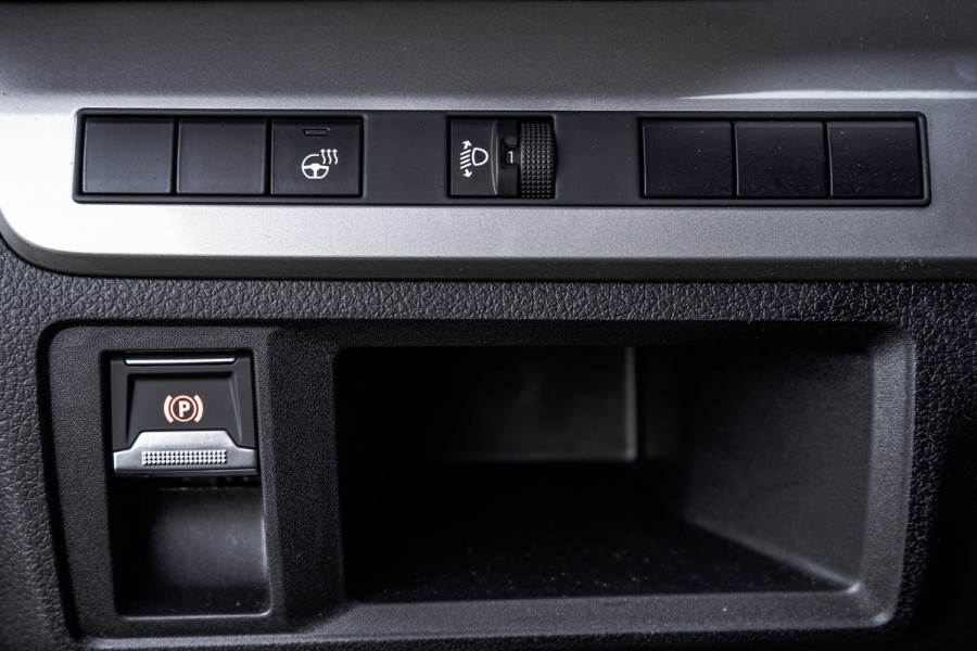 Opel Vivaro 2.0 Diesel 145PK L3H1 | Camera | Automaat | Led | Carplay | Trekhaak | schuifdeur R+L | Cruise | Airco