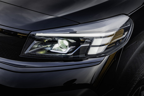 Opel Vivaro 2.0 Diesel 145PK L3H1 | Camera | Automaat | Led | Carplay | Trekhaak | schuifdeur R+L | Cruise | Airco