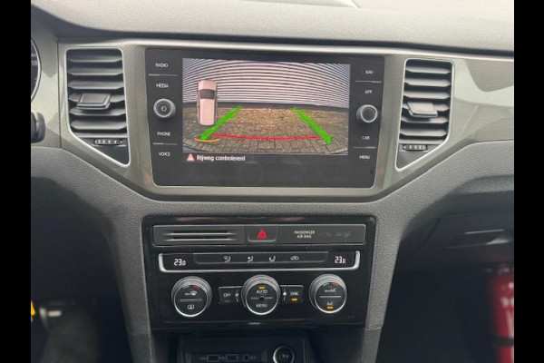 Volkswagen Golf Sportsvan 1.5 TSI Automaat,ACT Comfortline,Trekhaak,Achteruitrijcamera,parksensoren,Carplay/Andriod,cruisecontrol,