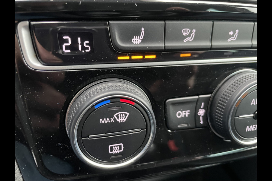 Volkswagen Golf Sportsvan 1.5 TSI ACT Comfortline Airco - Cruise control - Navigatiesysteem - Parkeersensoren voor en achter - Trekhaak - Voorstoelen verwarmd - Licht metalen velgen 16 inch - Radio - Start/stop systeem - Stuur leder - Stuur