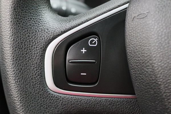 Renault Clio Estate 0.9 TCe Zen Airco, Cruise, Apple Carplay, BASS Sound, Navigatie, Bluetooth, DAB