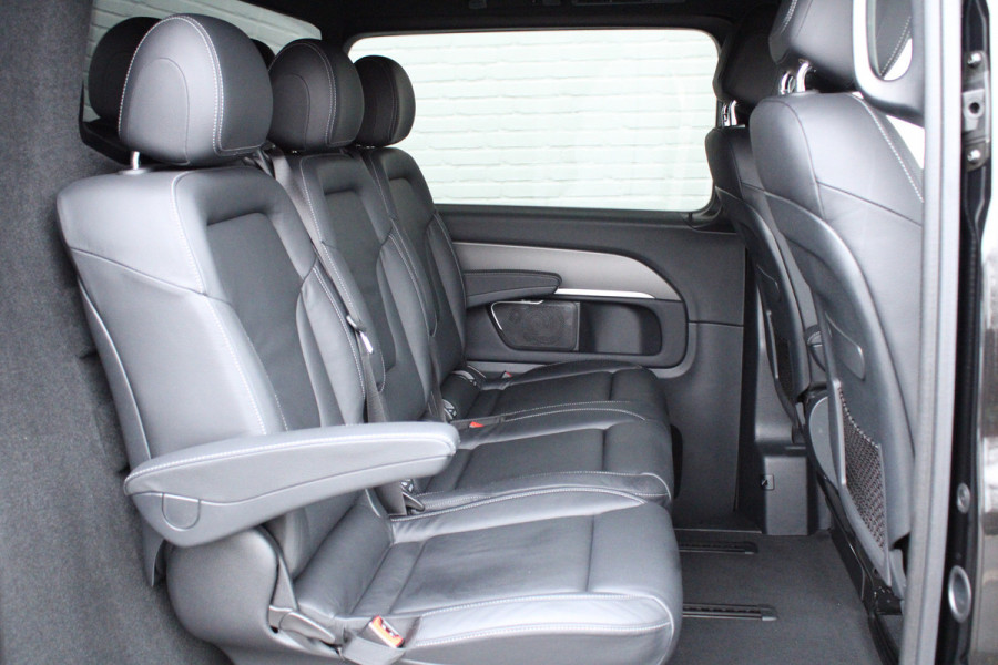 Mercedes-Benz V-Klasse 300d / XXL / DC / AMG / Luchtvering / 2x Elec Schuifd / Night Pakket / 360 Cam / Burmester / Vol Opties.