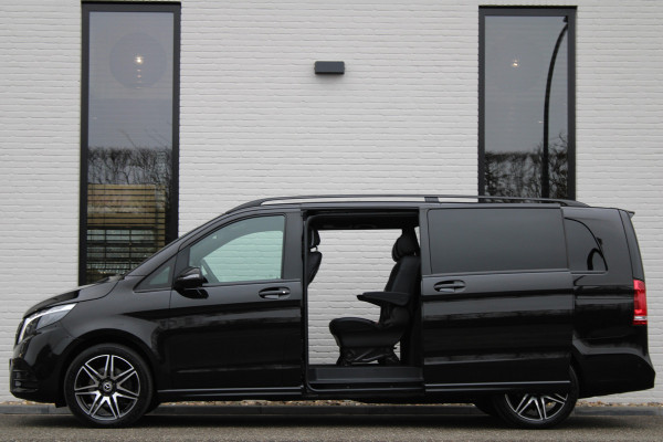 Mercedes-Benz V-Klasse 300d / XXL / DC / AMG / Luchtvering / 2x Elec Schuifd / Night Pakket / 360 Cam / Burmester / Vol Opties.