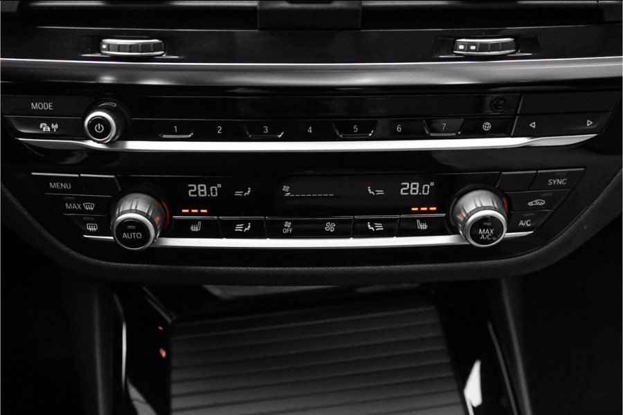 BMW X3 xDrive30e High Ex M-Sport Pano Keyless Trekhaak Camera 19"