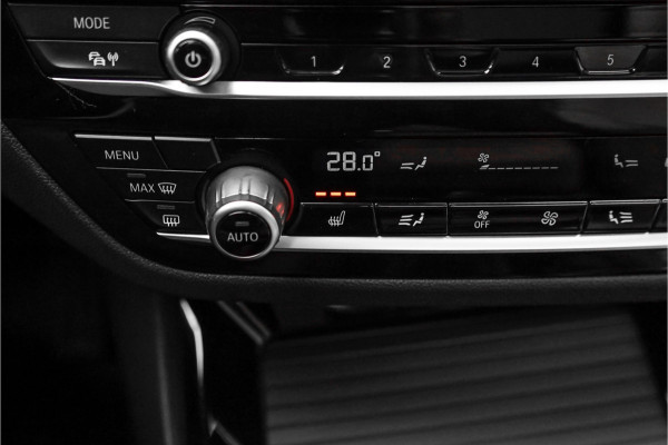 BMW X3 xDrive30e High Ex M-Sport Pano Keyless Trekhaak Camera 19"