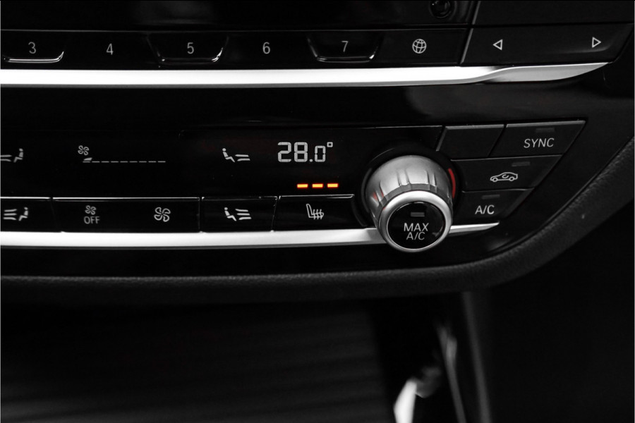 BMW X3 xDrive30e High Ex M-Sport Pano Keyless Trekhaak Camera 19"