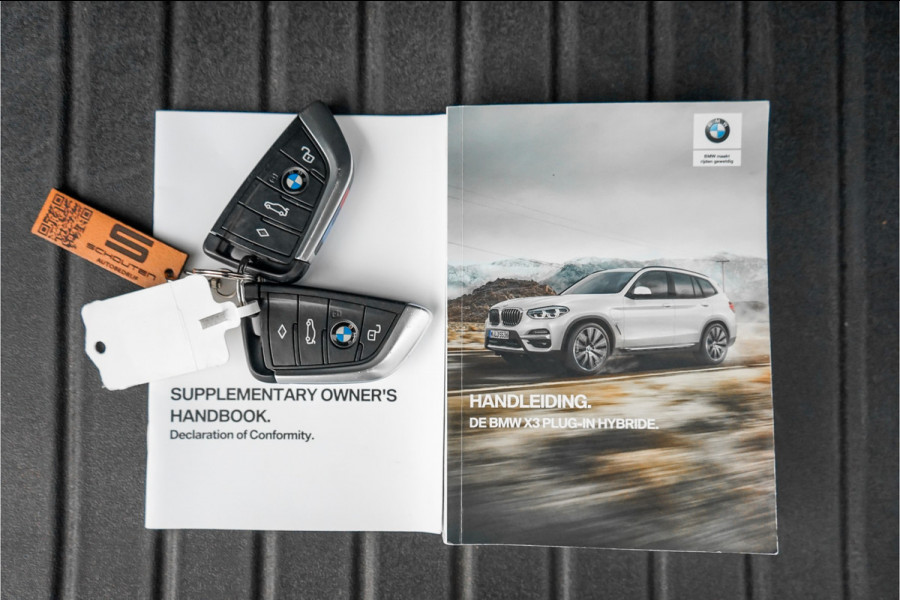 BMW X3 xDrive30e High Ex M-Sport Pano Keyless Trekhaak Camera 19"