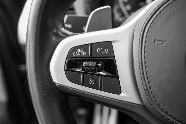 BMW X3 xDrive30e High Ex M-Sport Pano Keyless Trekhaak Camera 19"