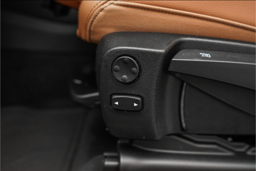 BMW X3 xDrive30e High Ex M-Sport Pano Keyless Trekhaak Camera 19"