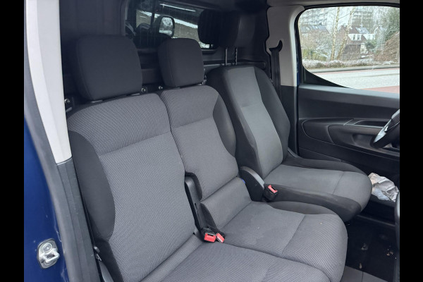 Peugeot Partner 1.5 BlueHDI Asphalt Long | SCI | 130pk Automaat | Adaptieve Cruise |  Side bars | Stoelverwarming | 3 zits | Vooruitverwarming | Lichtmetaal