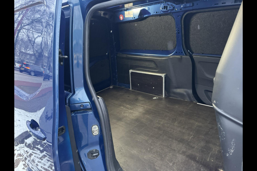 Peugeot Partner 1.5 BlueHDI Asphalt Long | SCI | 130pk Automaat | Adaptieve Cruise |  Side bars | Stoelverwarming | 3 zits | Vooruitverwarming | Lichtmetaal