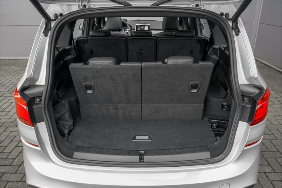 BMW 2 Serie Gran Tourer 220i 7pers M-Sport Pano ACC Harman/Kardon