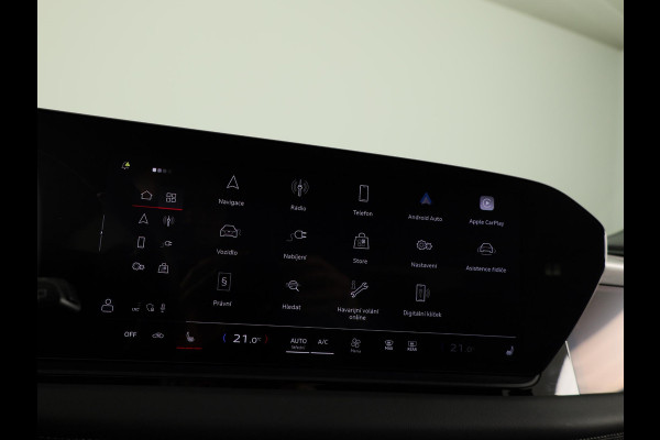 Audi A6 Avant e-tron Advanced edition performance 100 kWh 367 pk | Navigatie | Warmtepomp | Parkeersensoren (Park assist) | Rondomzicht camera | Elektr. voorstoelen | Stoelverwarming v/a | Matrix LED |