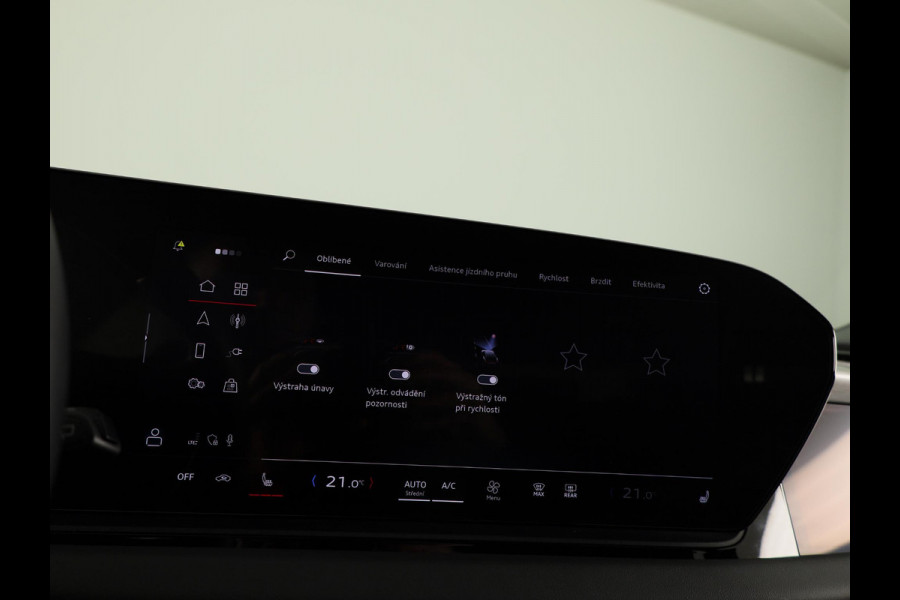 Audi A6 Avant e-tron Advanced edition performance 100 kWh 367 pk | Navigatie | Warmtepomp | Parkeersensoren (Park assist) | Rondomzicht camera | Elektr. voorstoelen | Stoelverwarming v/a | Matrix LED |