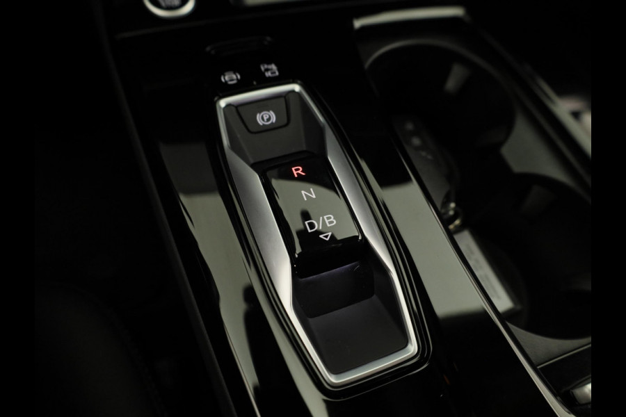 Audi A6 Avant e-tron Advanced edition performance 100 kWh 367 pk | Navigatie | Warmtepomp | Parkeersensoren (Park assist) | Rondomzicht camera | Elektr. voorstoelen | Stoelverwarming v/a | Matrix LED |