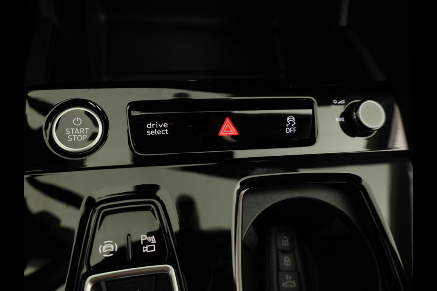 Audi A6 Avant e-tron Advanced edition performance 100 kWh 367 pk | Navigatie | Warmtepomp | Parkeersensoren (Park assist) | Rondomzicht camera | Elektr. voorstoelen | Stoelverwarming v/a | Matrix LED |