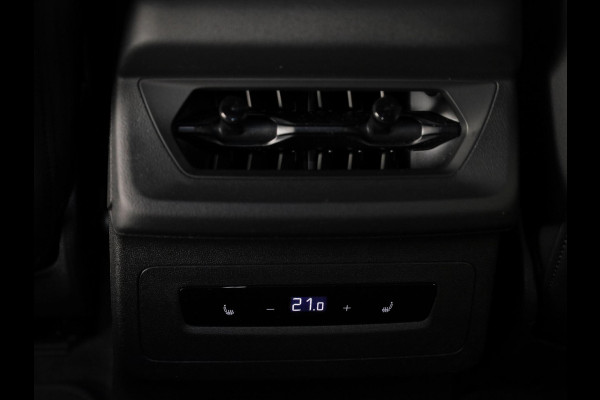 Audi A6 Avant e-tron Advanced edition performance 100 kWh 367 pk | Navigatie | Warmtepomp | Parkeersensoren (Park assist) | Rondomzicht camera | Elektr. voorstoelen | Stoelverwarming v/a | Matrix LED |