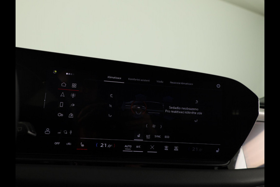 Audi A6 Avant e-tron Advanced edition performance 100 kWh 367 pk | Navigatie | Warmtepomp | Parkeersensoren (Park assist) | Rondomzicht camera | Elektr. voorstoelen | Stoelverwarming v/a | Matrix LED |