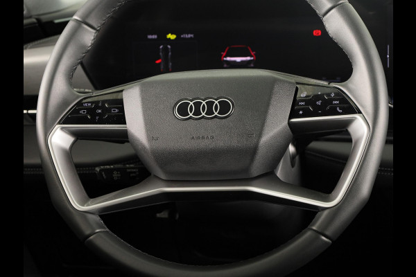 Audi A6 Avant e-tron Advanced edition performance 100 kWh 367 pk | Navigatie | Warmtepomp | Parkeersensoren (Park assist) | Rondomzicht camera | Elektr. voorstoelen | Stoelverwarming v/a | Matrix LED |