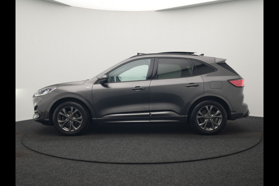 Ford Kuga 1.5 EcoBoost ST-Line 150pk Dealer O.H. | 1800kg Trekgewicht | Trekhaak Af Fabriek | Panodak | Adaptive Cruise | 360 Camera | Sportstoelen & Stuur Verwarmd | Apple Carplay | Keyless | Virtual | Blis | Navigatie | DAB |