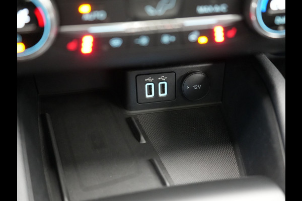 Ford Kuga 1.5 EcoBoost ST-Line 150pk Dealer O.H. | 1800kg Trekgewicht | Trekhaak Af Fabriek | Panodak | Adaptive Cruise | 360 Camera | Sportstoelen & Stuur Verwarmd | Apple Carplay | Keyless | Virtual | Blis | Navigatie | DAB |