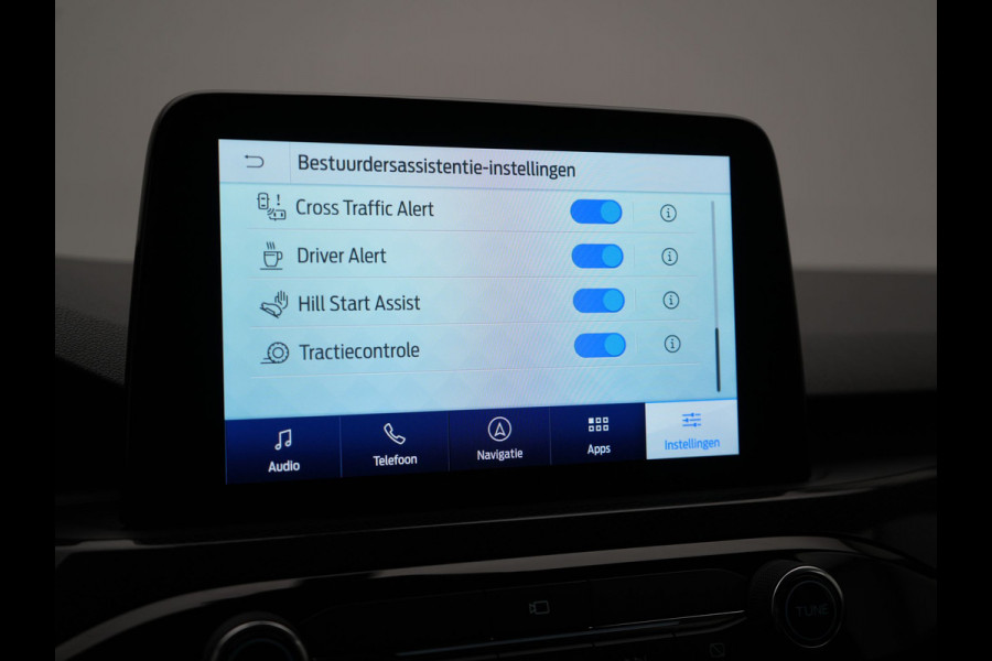 Ford Kuga 1.5 EcoBoost ST-Line 150pk Dealer O.H. | 1800kg Trekgewicht | Trekhaak Af Fabriek | Panodak | Adaptive Cruise | 360 Camera | Sportstoelen & Stuur Verwarmd | Apple Carplay | Keyless | Virtual | Blis | Navigatie | DAB |