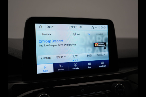 Ford Kuga 1.5 EcoBoost ST-Line 150pk Dealer O.H. | 1800kg Trekgewicht | Trekhaak Af Fabriek | Panodak | Adaptive Cruise | 360 Camera | Sportstoelen & Stuur Verwarmd | Apple Carplay | Keyless | Virtual | Blis | Navigatie | DAB |