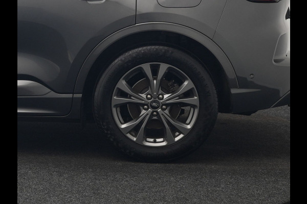 Ford Kuga 1.5 EcoBoost ST-Line 150pk Dealer O.H. | 1800kg Trekgewicht | Trekhaak Af Fabriek | Panodak | Adaptive Cruise | 360 Camera | Sportstoelen & Stuur Verwarmd | Apple Carplay | Keyless | Virtual | Blis | Navigatie | DAB |