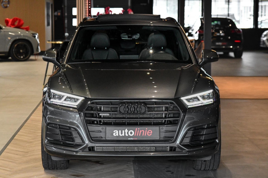 Audi Q5 50 TFSI e quattro S edition. Pano, Carbon, Sfeer, Camera, Virtual, Keyless, Matrix, 22'', Trekhaak!