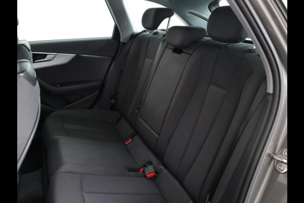 Audi A4 Avant 35 TFSI Launch edition Business 1.5TSI 150pk AUT| Navi | 17'LMvelgen |