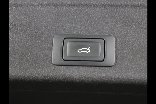 Audi A4 Avant 35 TFSI Launch edition Business 1.5TSI 150pk AUT| Navi | 17'LMvelgen |