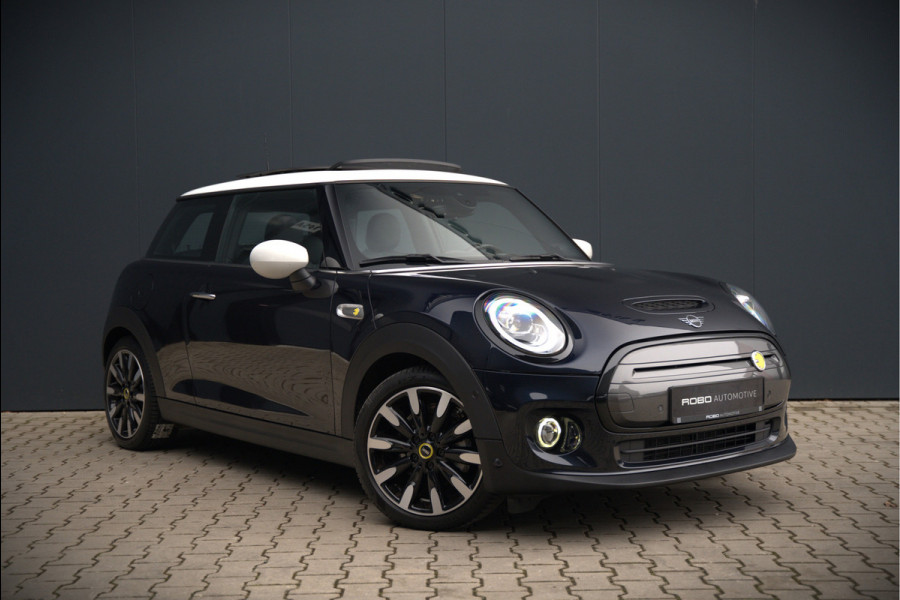 MINI Mini Electric Yours 33 kWh | Panoramadak | Harman Kardon | Head-Up Display | Union Jack | Stoelverwarming | Keyless | Apple Carplay | Navigatie | Camera | Parkeersensoren | Warmtepomp | Leer | Cruise Control | DAB |