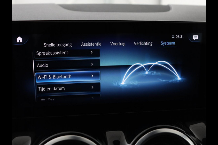 Mercedes-Benz B-Klasse 180 Business Solution | Panoramadak | Stoelverwarming | Carplay | Camera | Half leder | Navigatie | Park Assist | Keyless | Widescreen | Full LED