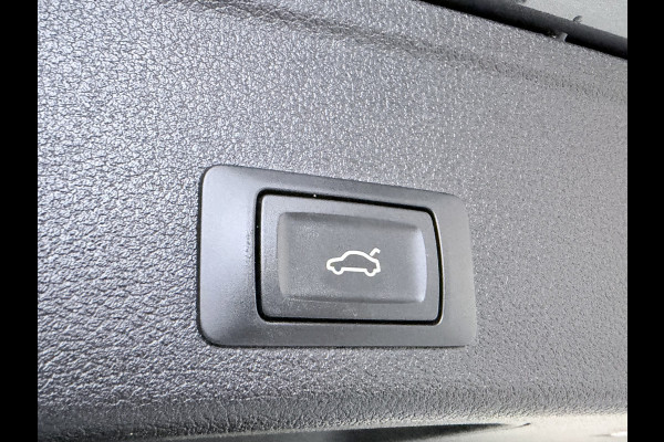 Audi A4 Avant 35 TFSI S Edition NW Model / Navi / Camera / Led / Trekhaak