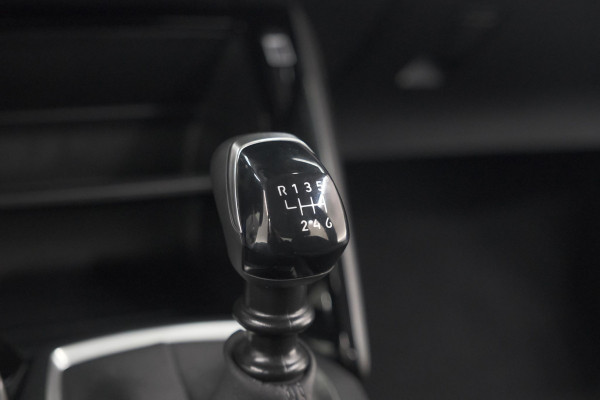 Peugeot 208 PureTech 100 Active | Navigatie | Cruise Control | Apple Carplay