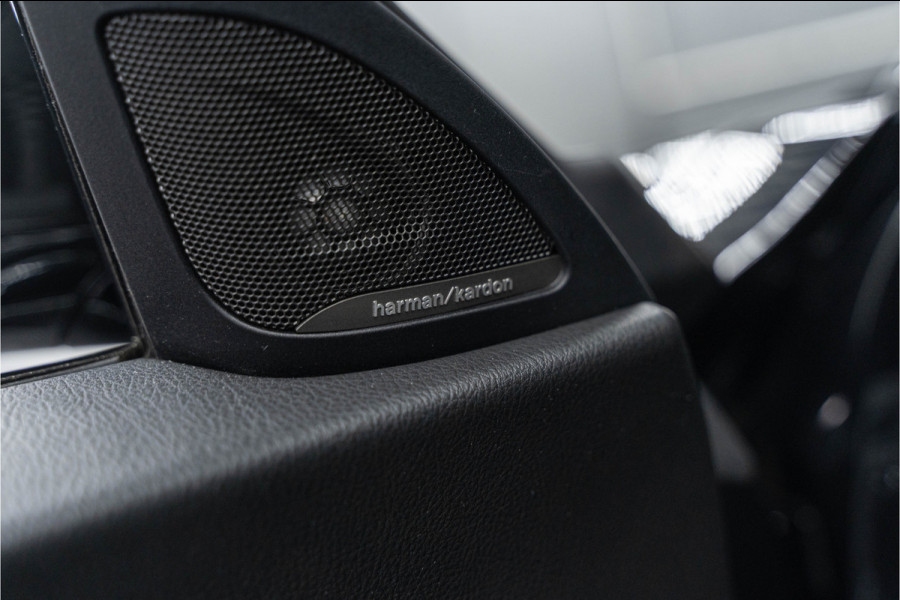 BMW 2 Serie Coupé M2 DCT | NOVA PERFORMANCE 19 INCH CUSTOM WHEELS | CS STOELEN | CS STUUR | CARBON INTERIEUR EN EXTERIEUR| voorzien van Target Blu Eye 2 en Laser Track Flare